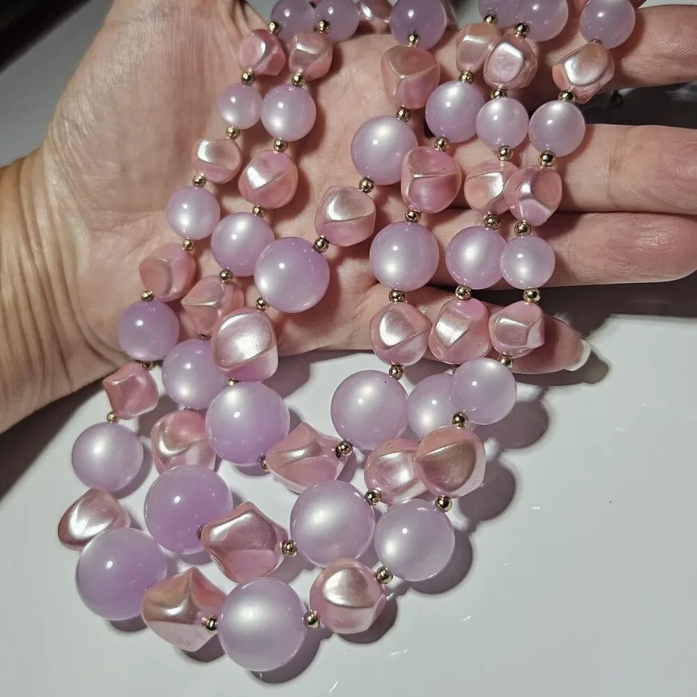 Coro Light Purple Pink Moonglow Lucite 3 Strand Beaded Necklace 16-19" - Picture 3 of 14